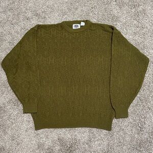 Brittany Bay Medium Vintage Olive Green Knit Sweater